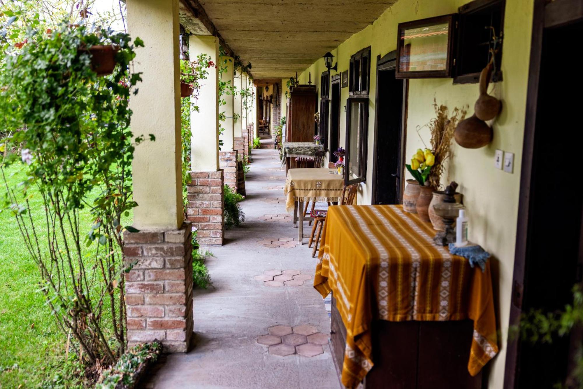 Snasini Kucari Bed & Breakfast Gradiste Exterior photo